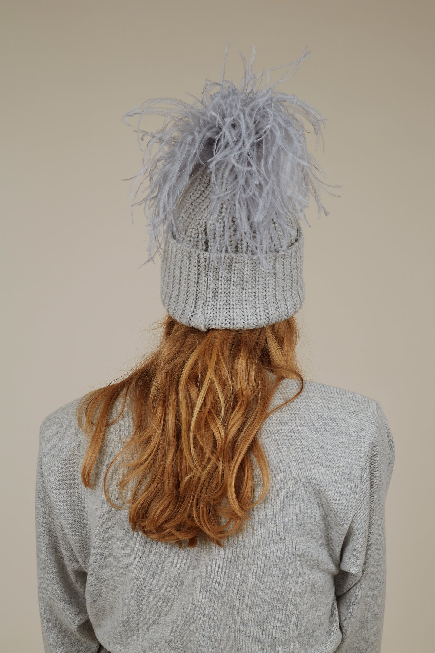 CLOVER FEATHER DECO CASHMERE BEANIE