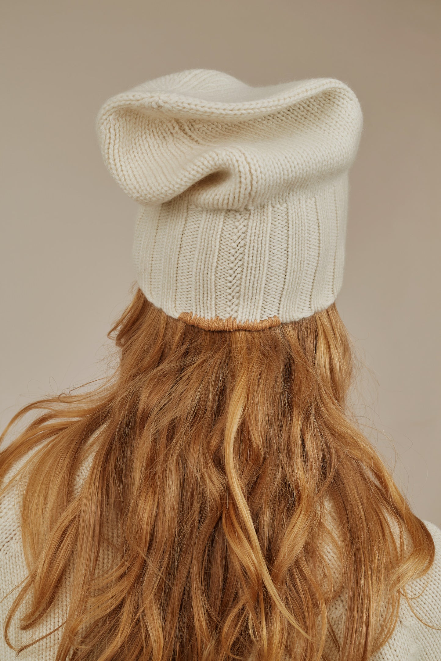 YARA HAND STITCH CASHMERE BEANIE