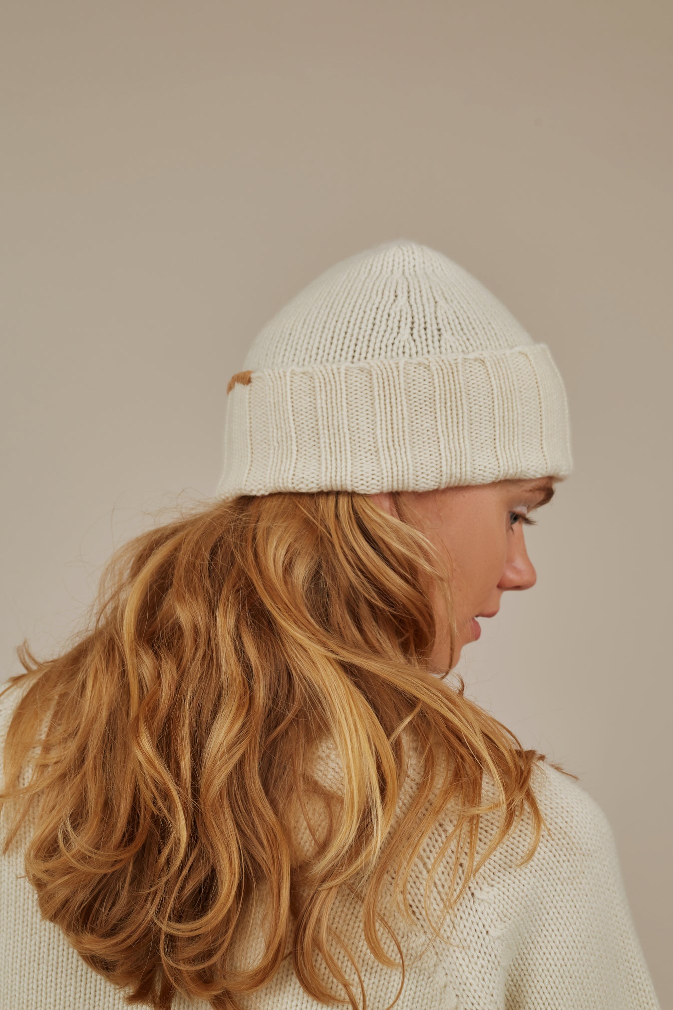 YARA HAND STITCH CASHMERE BEANIE