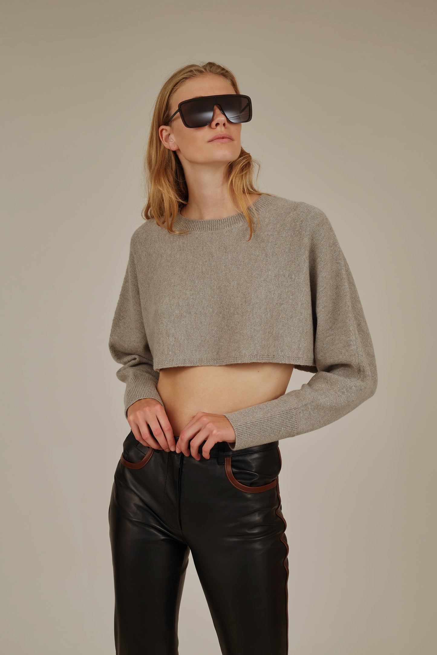 MIA CROPPED CASHMERE SWEATER