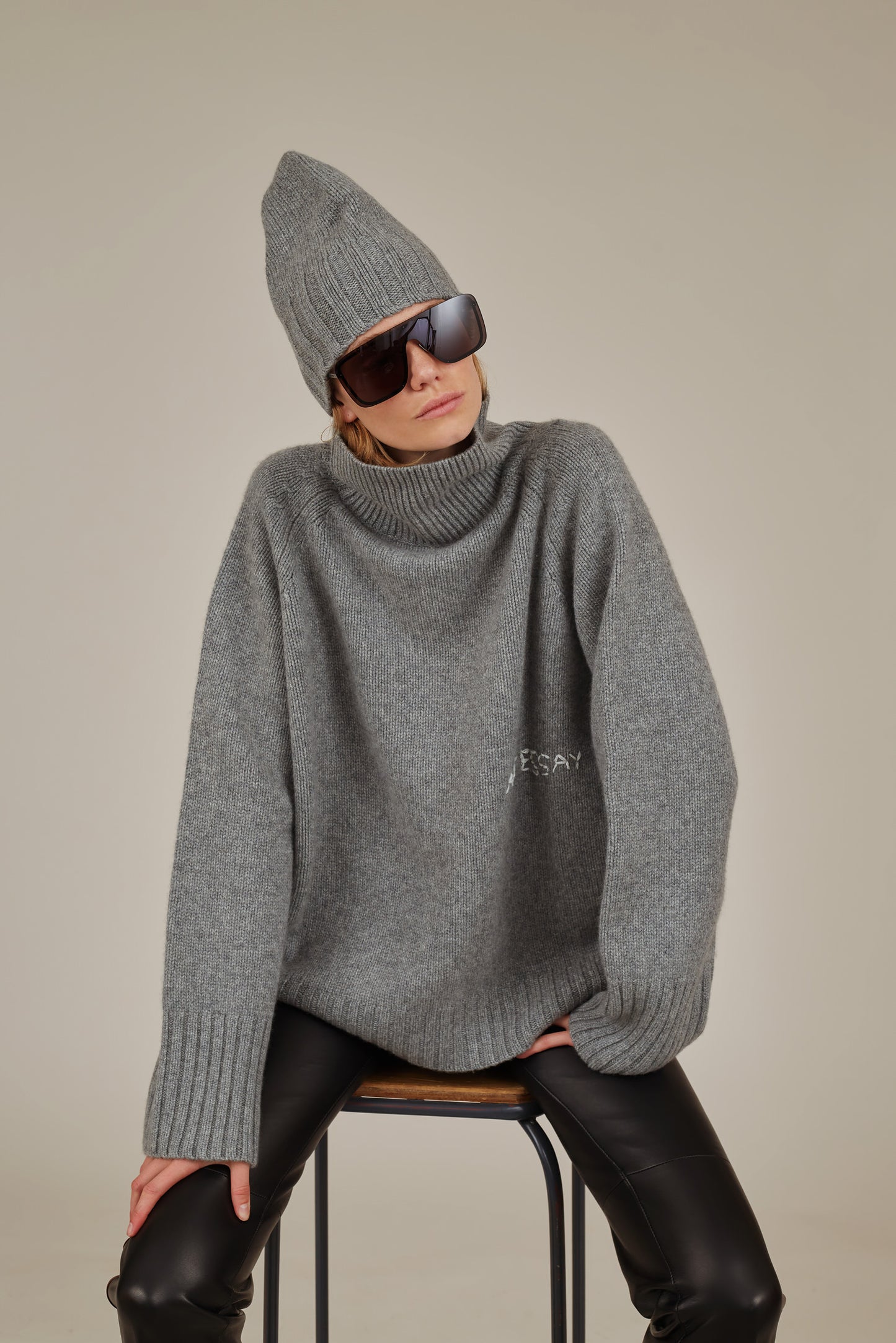 YARA HAND STITCH CASHMERE BEANIE