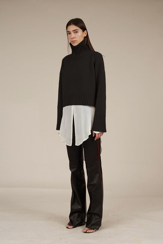 PHOEBE TURTLEECK CASHMERE SWEATER