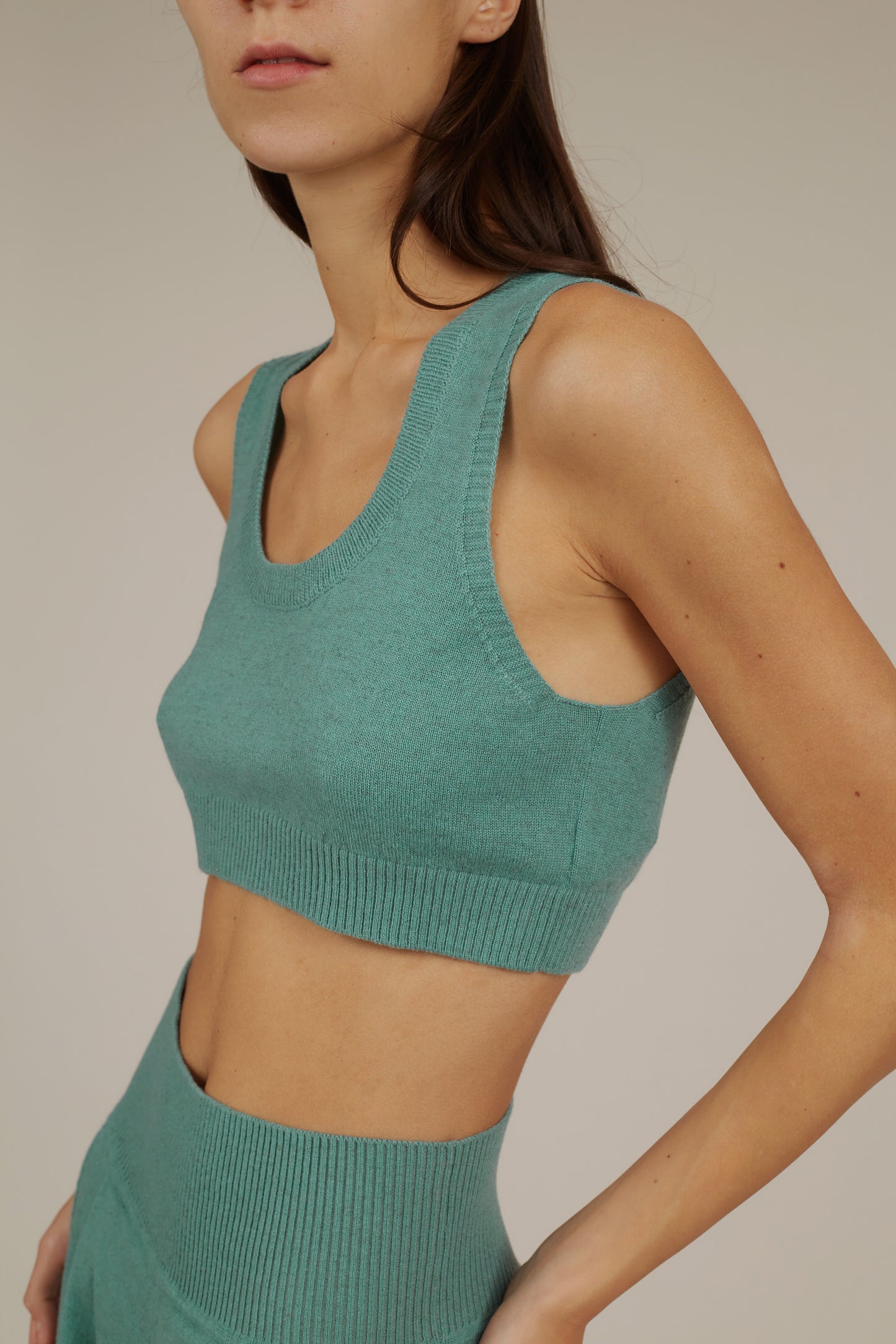 ZOE CASHMERE CROPPED TOP