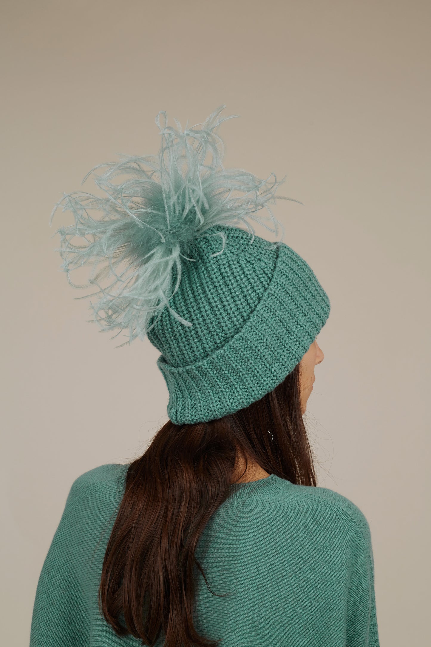 CLOVER FEATHER DECO CASHMERE BEANIE